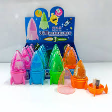 ممحاة ومبراة ( شكل الصاروخ )